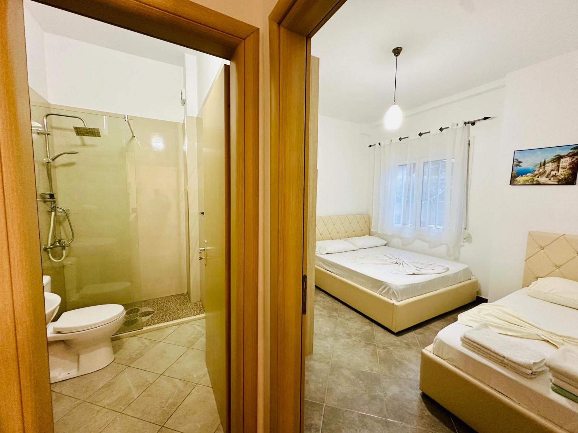 Jico Travel - Erjon Apartments Vlorë Zimmer foto